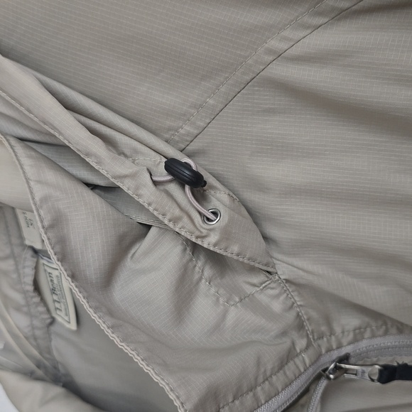 L.L. Bean Stowaway Hooded Windbreaker - Picture 8 of 8